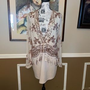 Beautiful beige deep v-neck cocktail dress. #Bohemian#chic